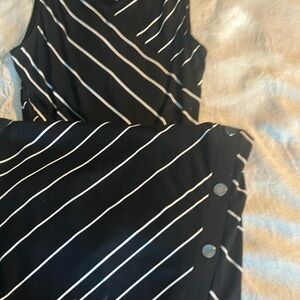 White House Black Market  slimming Maxi Dress *with BUTTONS :)